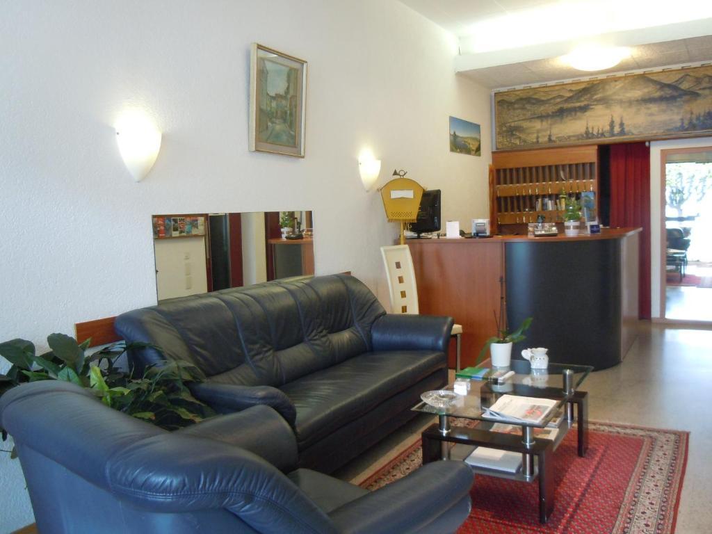 Lodge Swiss Nassa Garni *