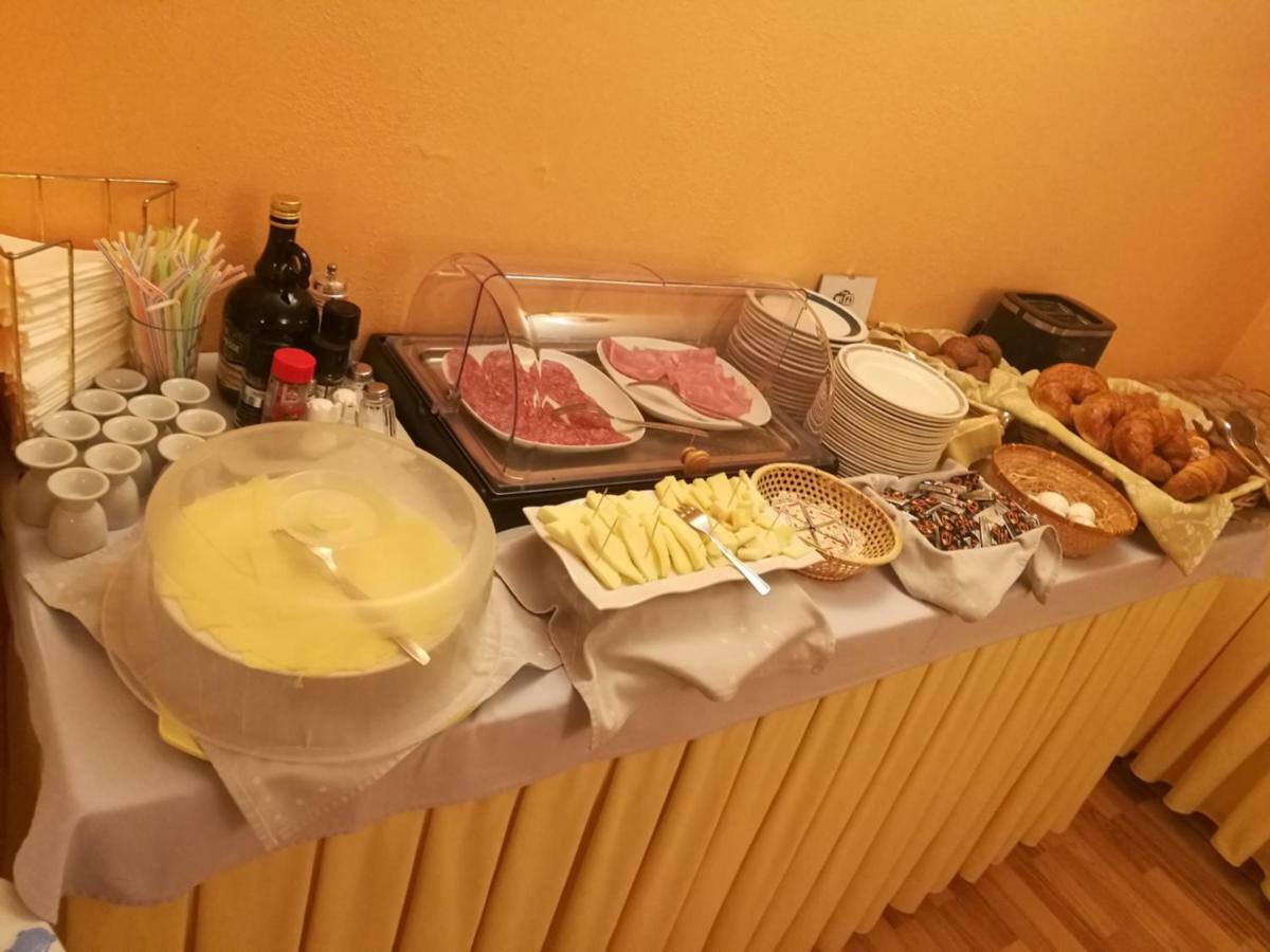 Lodge Swiss Nassa Garni Lugano